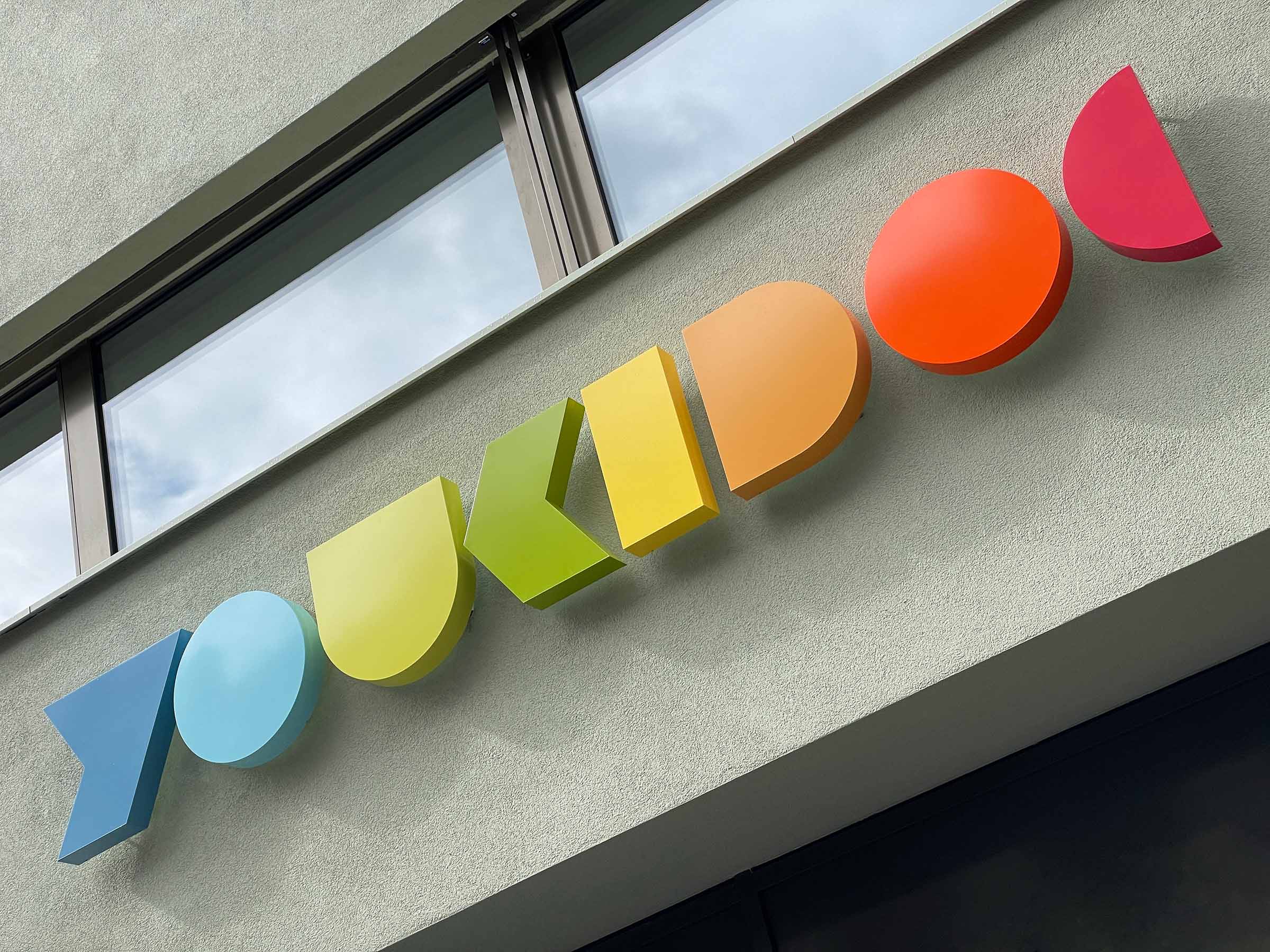 ykd_Leuchtschild_low